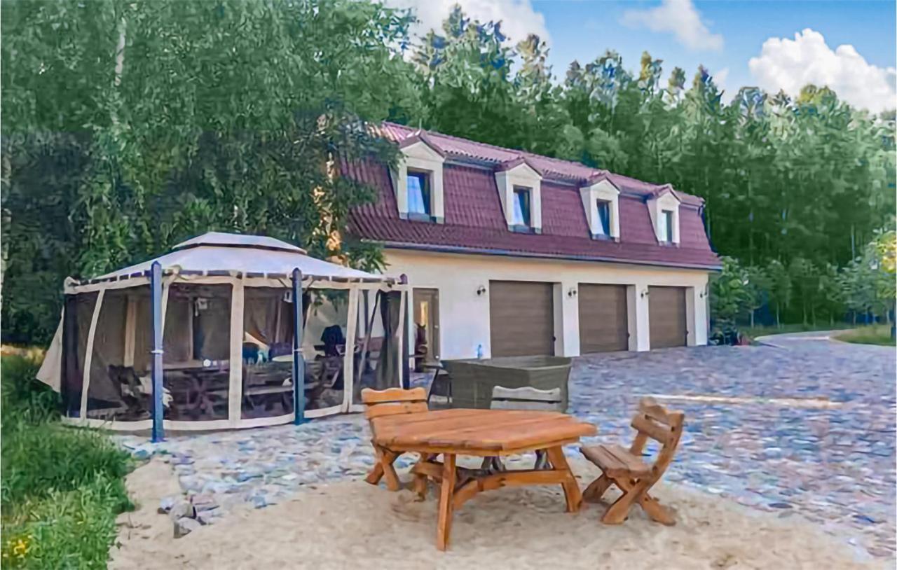 Amazing Home In Gniewino With Kitchen 外观 照片